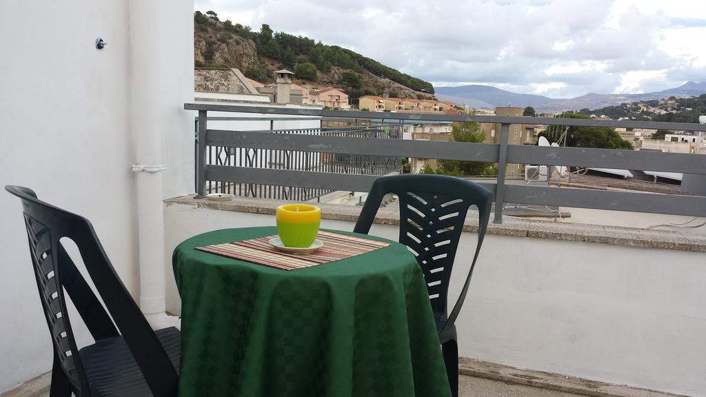 Camere Con Terrazzino Valderice Bagian luar foto