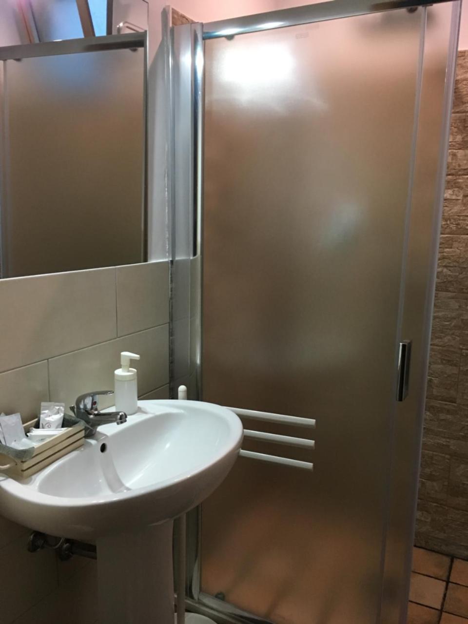 Camere Con Terrazzino Valderice Bagian luar foto